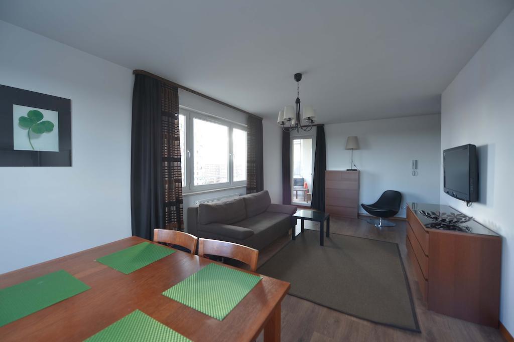 Apartamenty Karawela - Marina Primore Widok Na Morze 그단스크 객실 사진